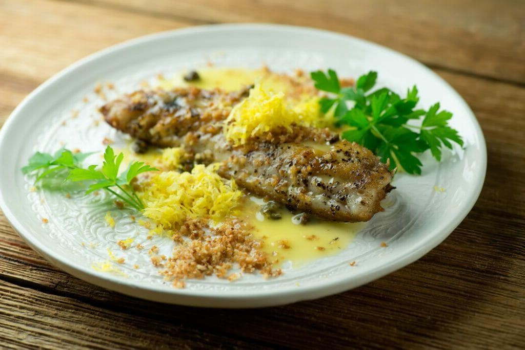Crispy Pan-Fried Red Snapper with Lemon Butter Sauce