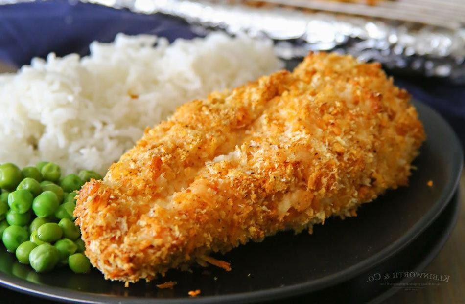 Crispy Panko Chicken Breast with Sriracha Mayo