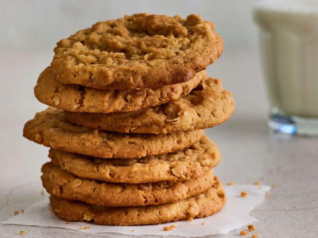 Crunchy Peanut Butter Cookies with Oats