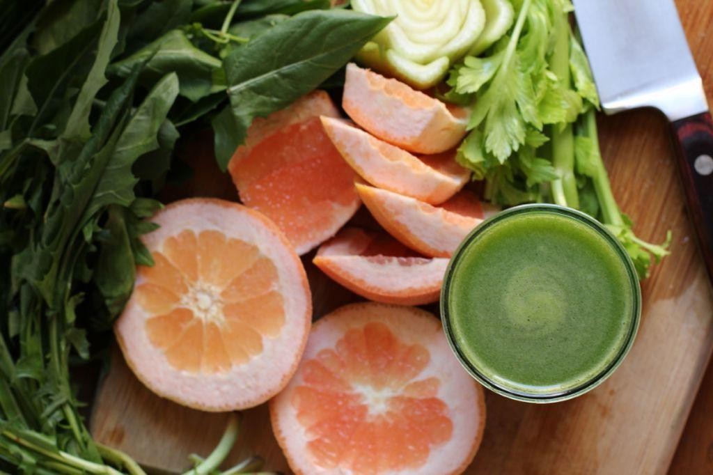 Dandelion Greens and Grapefruit Liver Cleanse Juice