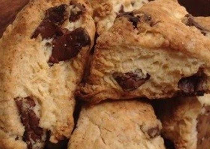 Double Chocolate Chip Starbucks Scones