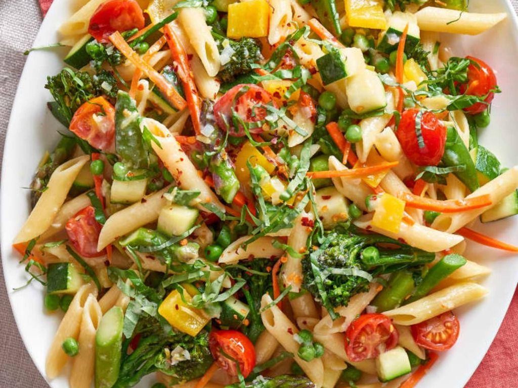 Dutch Oven Pasta Primavera with Seasonal Vegetables