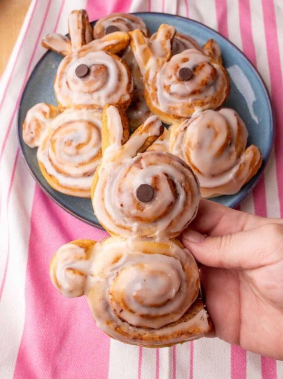 Easter Bunny Cinnamon Rolls with Pink Icing