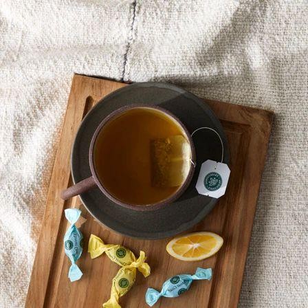 Fenugreek-infused lactation tea with fennel and ginger