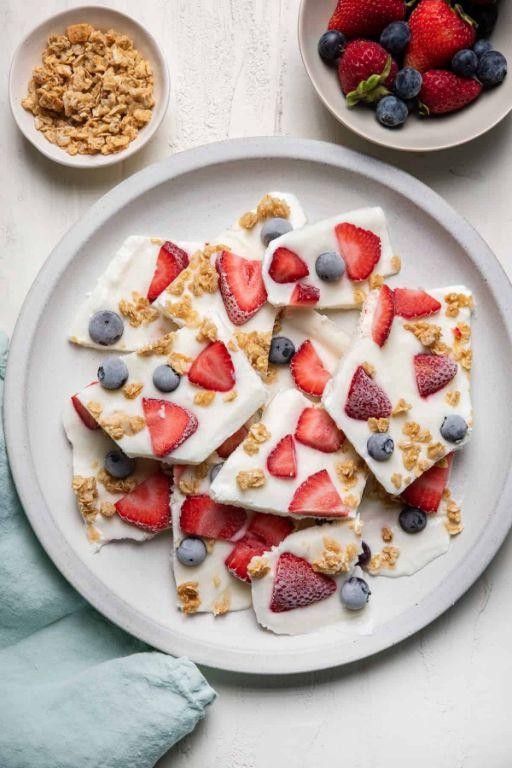 Frozen Yogurt Bark