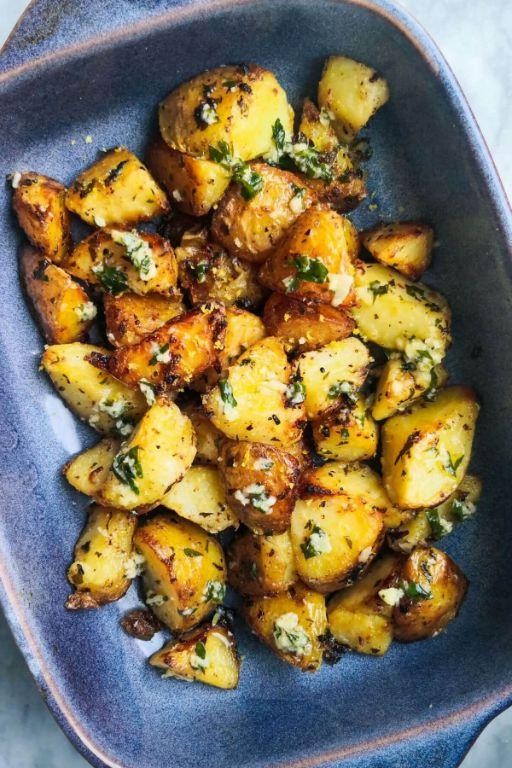Garlic Butter Herb Roasted Potatoes