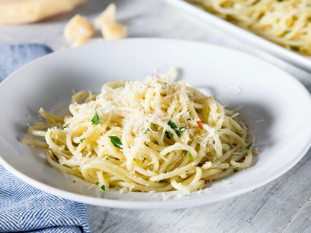 Garlic Infused Olive Oil Pasta