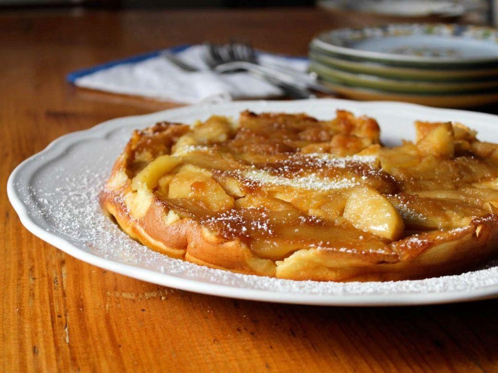 German Apple Pancakes with Cinnamon Sugar