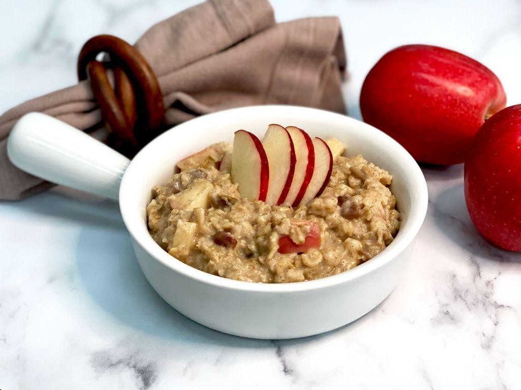 Ghee-infused cinnamon apple oatmeal