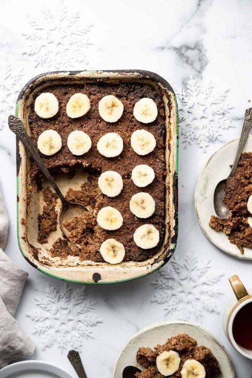 Gingerbread Quinoa Breakfast Bars