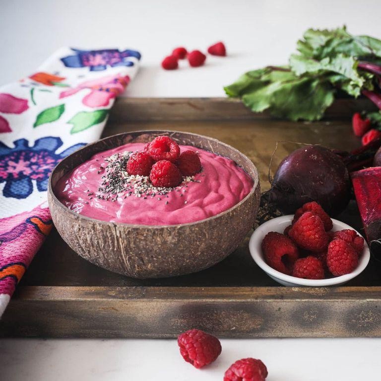 Glucose-Smart Berry Smoothie Bowl