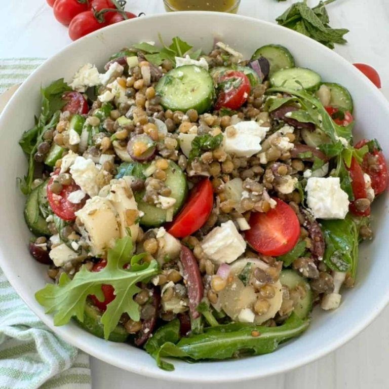 Greek Lentil Salad with Herbs and Olives