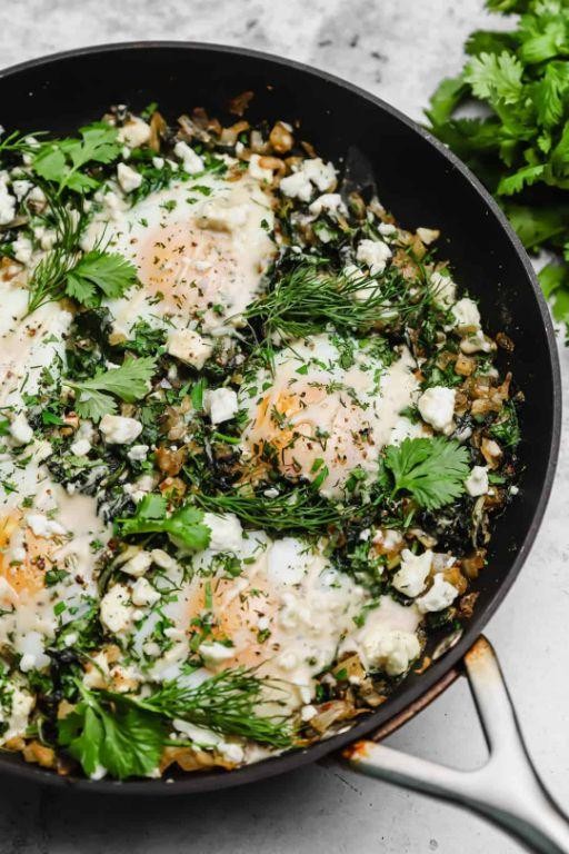 Green Shakshouka with Spinach and Herbs