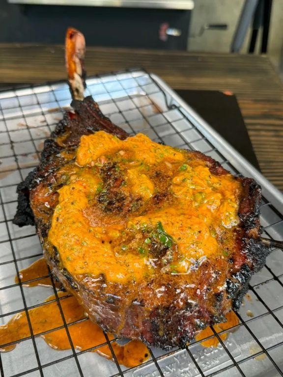 Honey Sriracha Dry Rub Steak