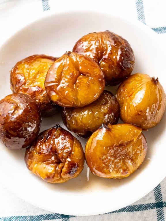 Honey-Glazed Roasted Chestnuts with Cinnamon