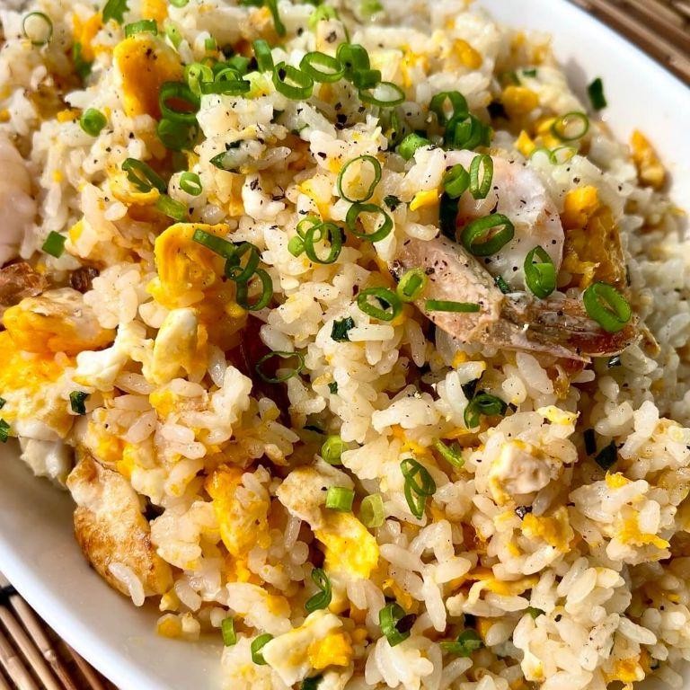 Jasmine Tea-Infused Shrimp Fried Rice