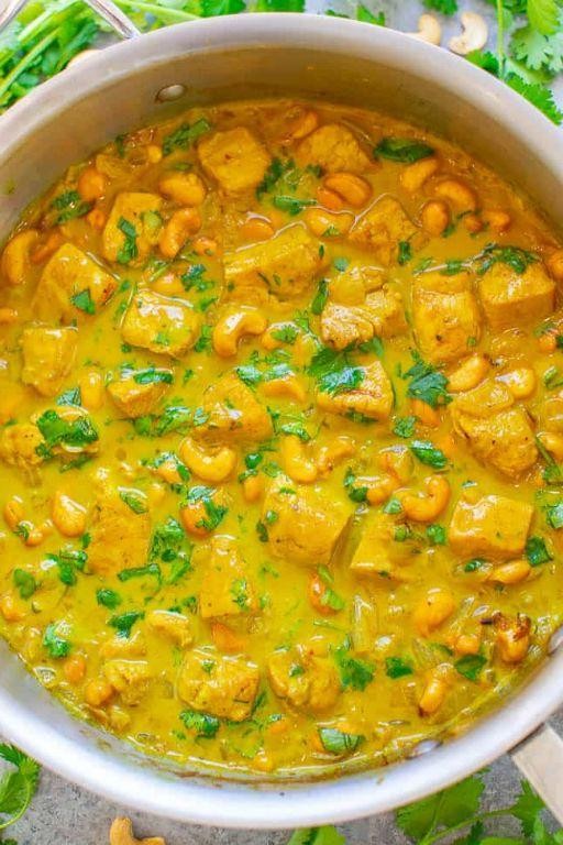 Korma-Style Coconut Curry Chicken