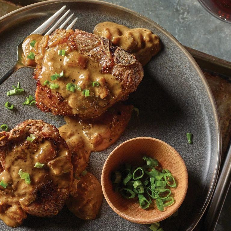 Lamb Loin with Caramelized Onion Gravy