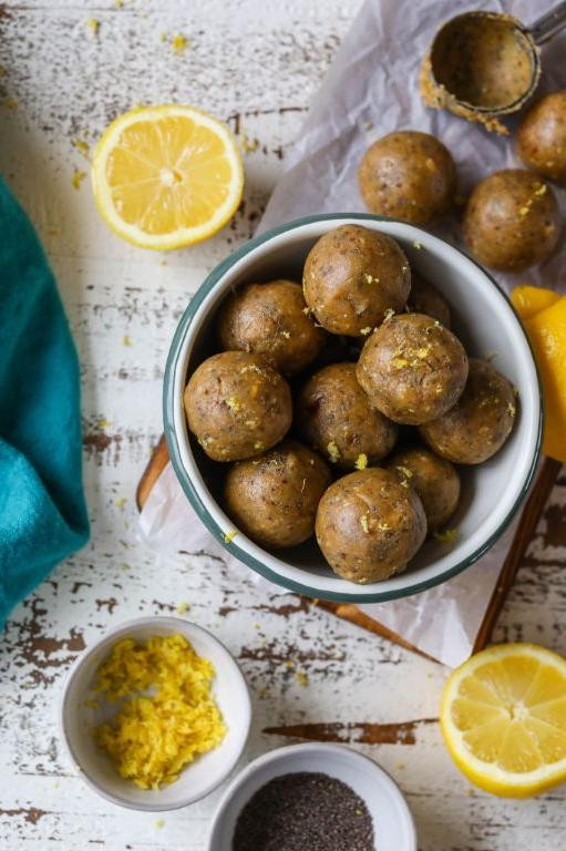 Lemon Chia Seed Energy Balls