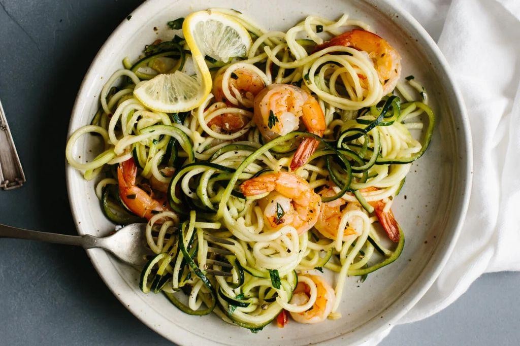 Lemon Garlic Shrimp Zucchini Pasta