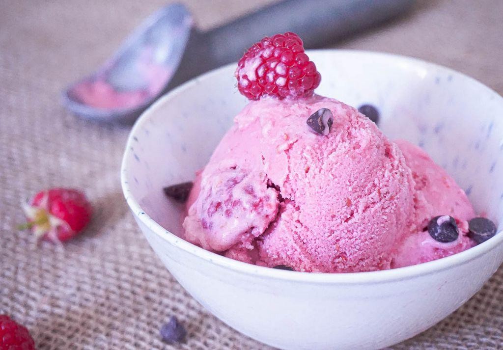 Lemon Raspberry Sugar-Free Ice Cream