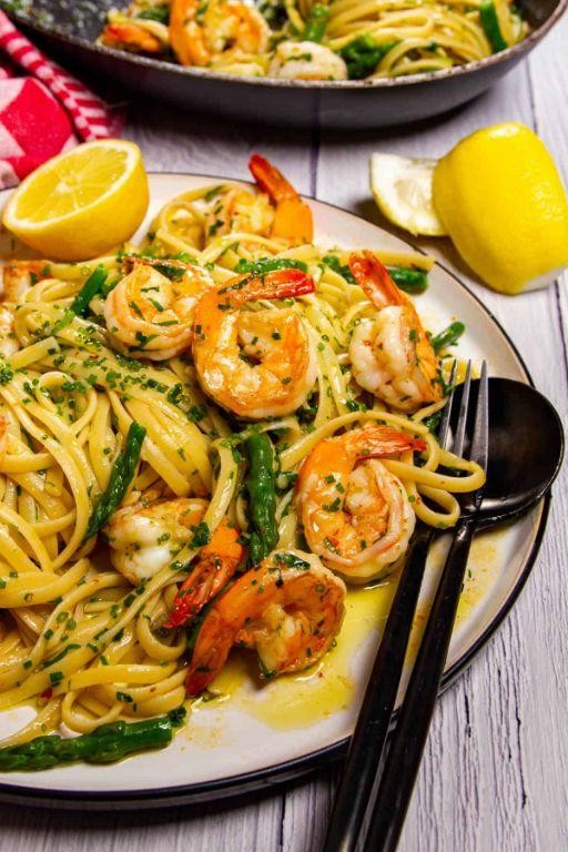 Lime Garlic Butter Shrimp Pasta