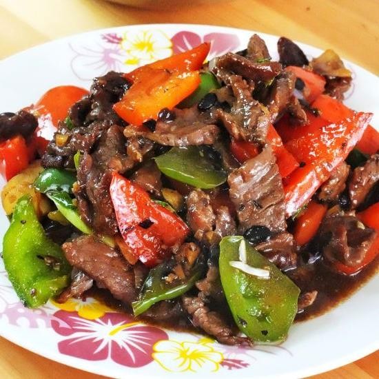 Luffa and Beef Stir-Fry with Black Bean Sauce