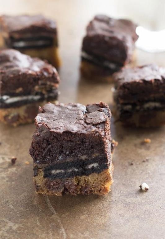 Maple Bacon Slutty Brownies with Candied Bacon Topping