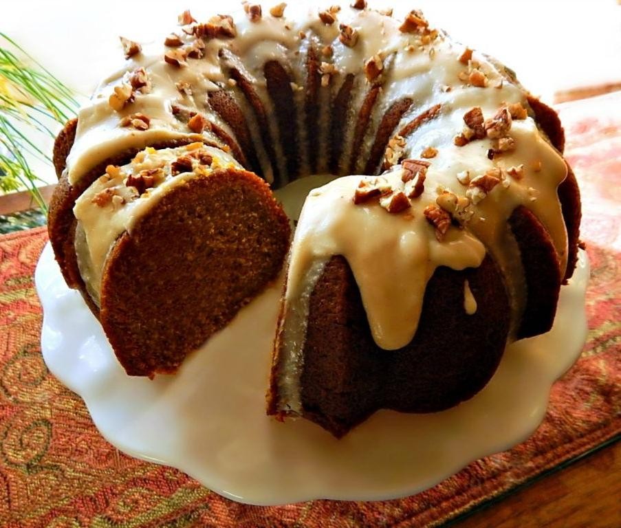 Maple Bourbon Bundt Cake Glaze
