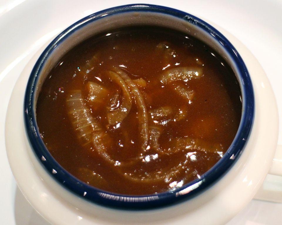 Marmite and Onion Gravy
