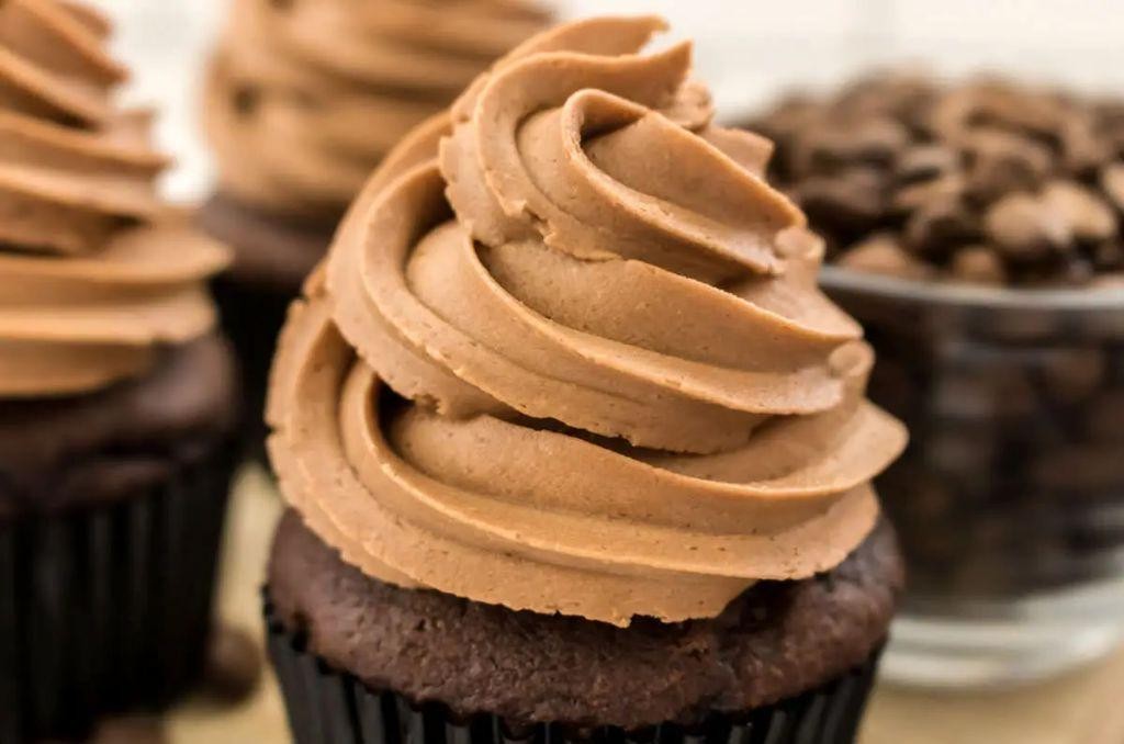 Mocha Whipped Buttercream Frosting