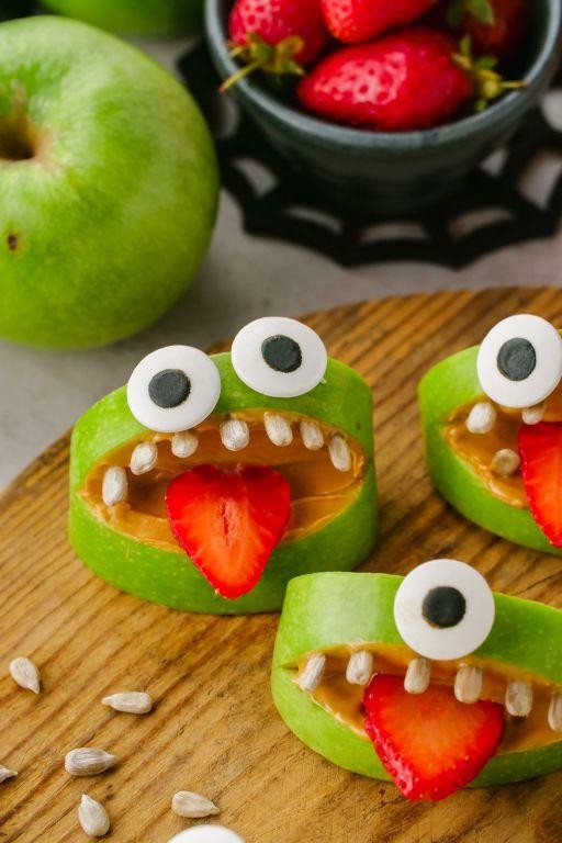 Monster Mouth Apple Slice Snacks