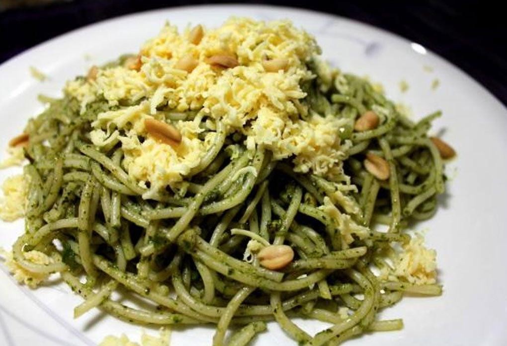 Moringa Leaf Pesto Pasta