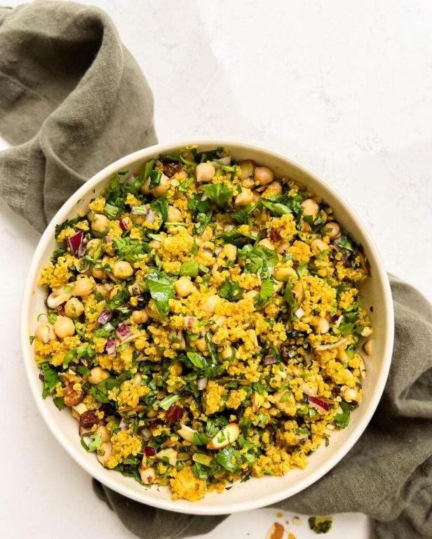 Moroccan Spiced Quinoa with Raisins