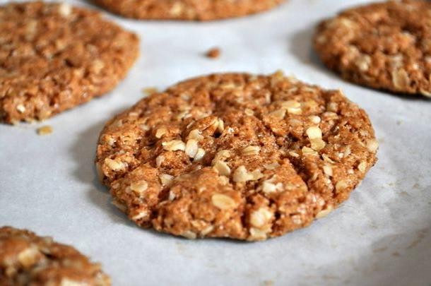 Oat Flour Almond Butter Cookies