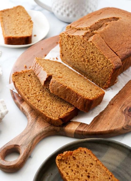 Oat Flour Pumpkin Bread
