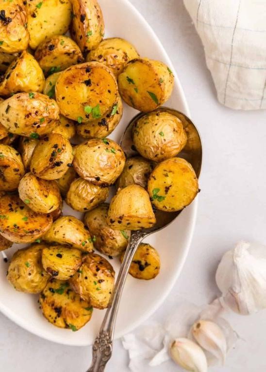 Olive Oil and Garlic Roasted Potatoes