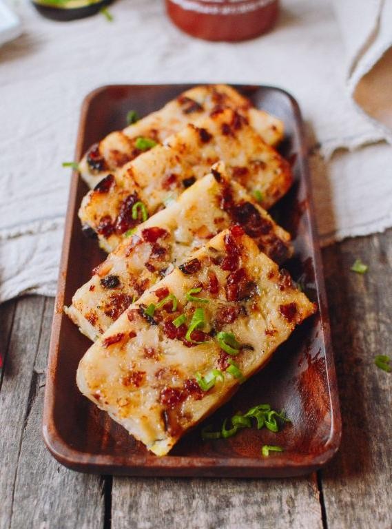 Pan-Fried Cantonese Turnip Cake (Lo Bak Go)