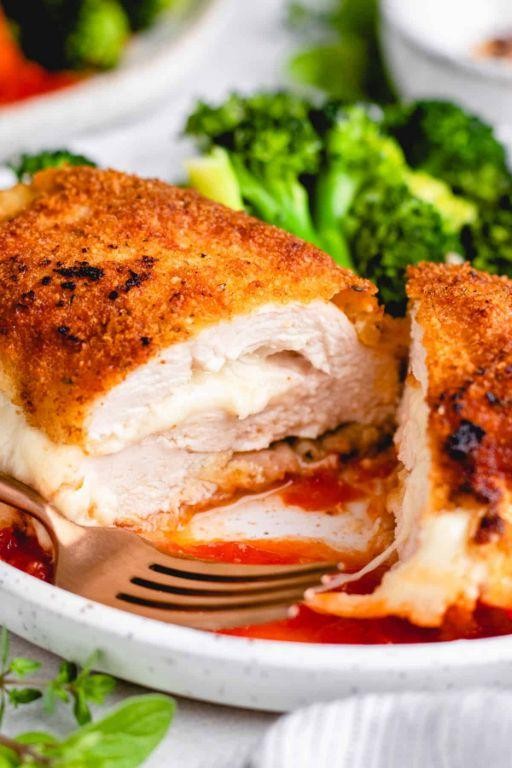 Panko Chicken Breast Stuffed with Mozzarella and Basil