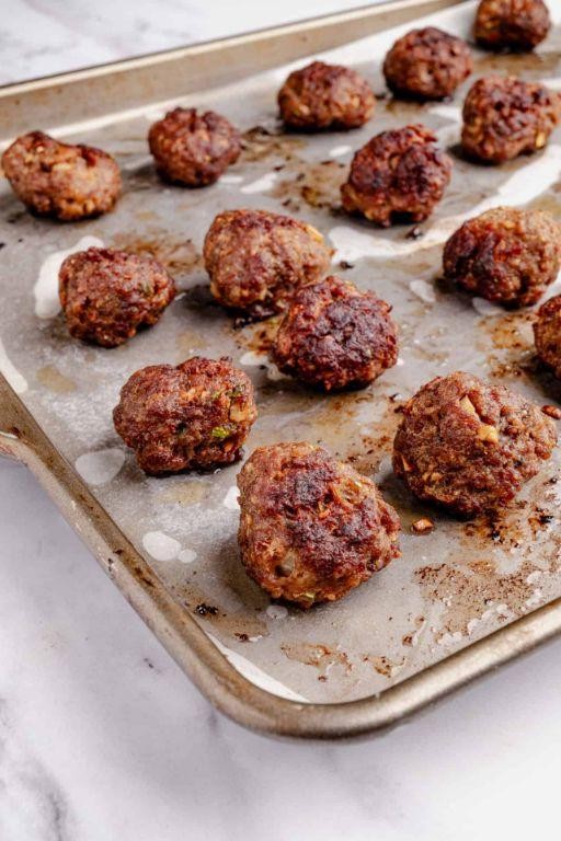 Parmesan and Garlic Meatballs Without Eggs
