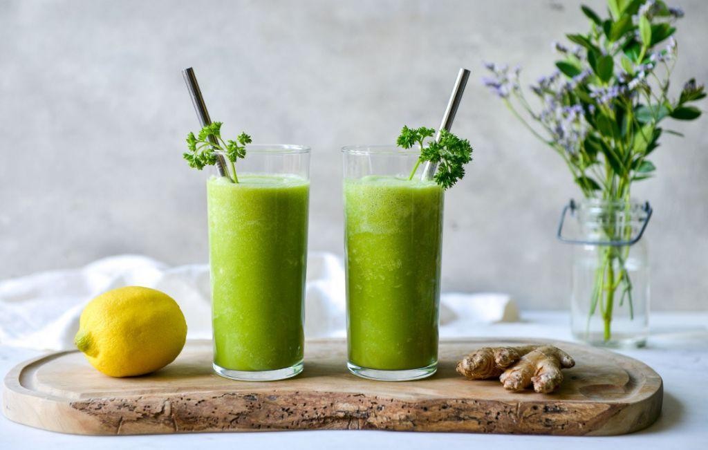 Parsley Lemon Detox Smoothie