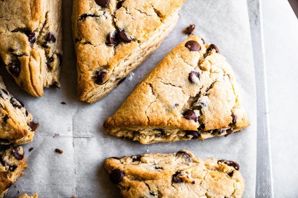 Peanut Butter Chocolate Starbucks Scones