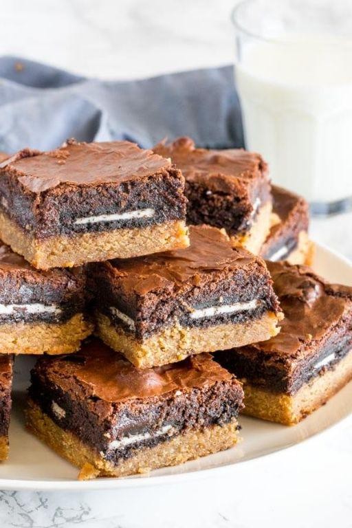 Peanut Butter Cup Slutty Brownies