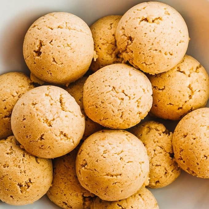 Peanut Butter Fat Bombs