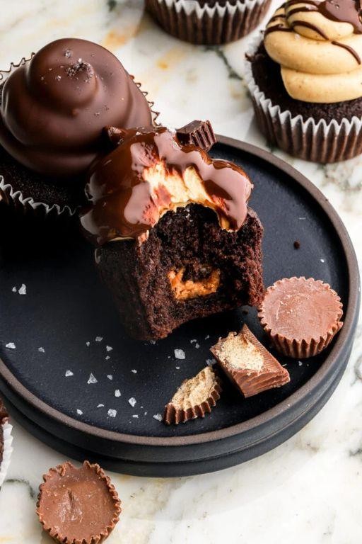 Peanut Butter Fudge Reese Cupcakes