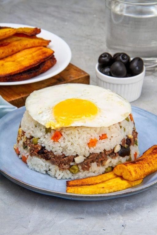 Peruvian Rice with Beef and Peppers