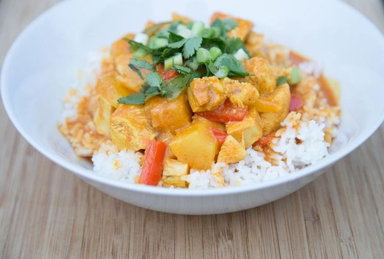 Pineapple Chicken Curry