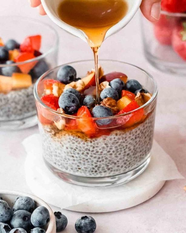 Pineberry Chia Pudding with Almond Milk