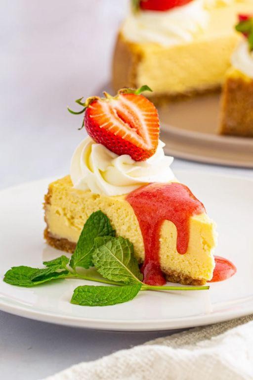 Pineberry Vanilla Bean Cheesecake