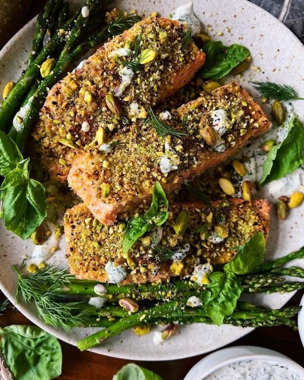 Pistachio Crusted Salmon with Dill Yogurt Sauce
